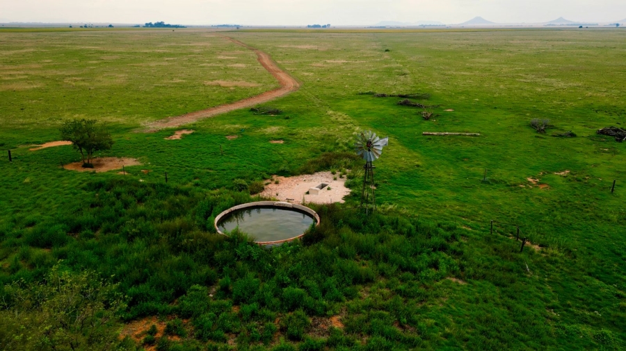 8 Bedroom Property for Sale in Bloemfontein Rural Free State